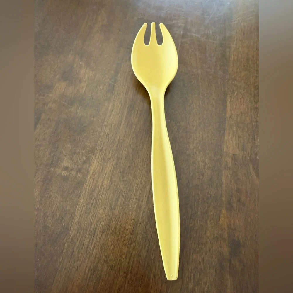Vintage Tupperware Yellow Spork / Serving Utensil